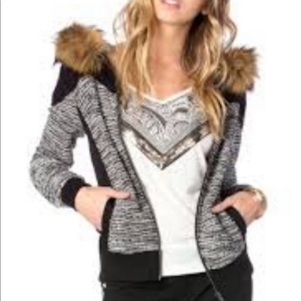 Miss Me Faux Fur Hoodie Sweater Jacket Size Medium